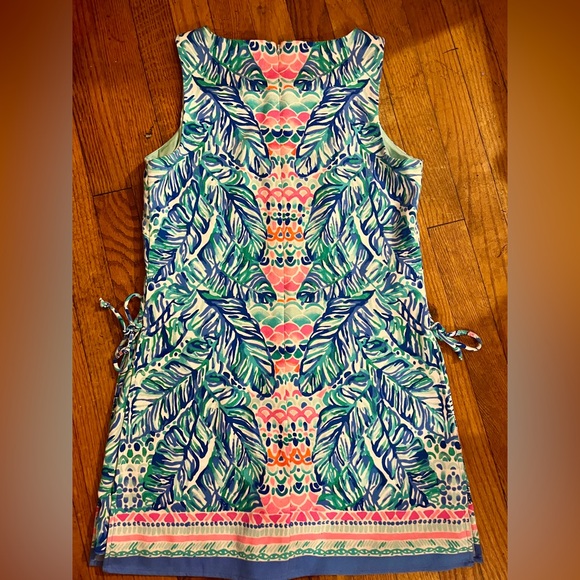 Lilly Pulitzer Dresses & Skirts - Lilly Pulitzer Blue and Green Patterned Dress w/Shorts Underneath